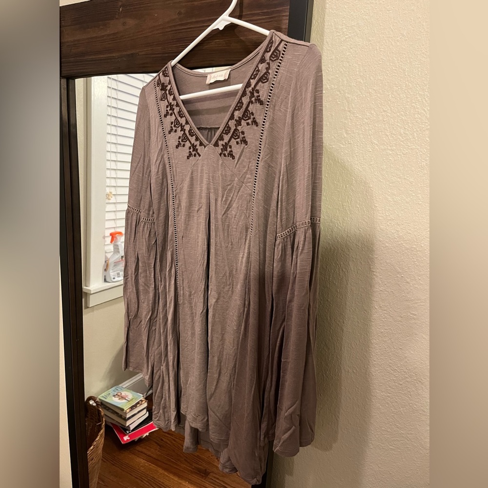 Women’s Altar’d State Tunic style top size S.